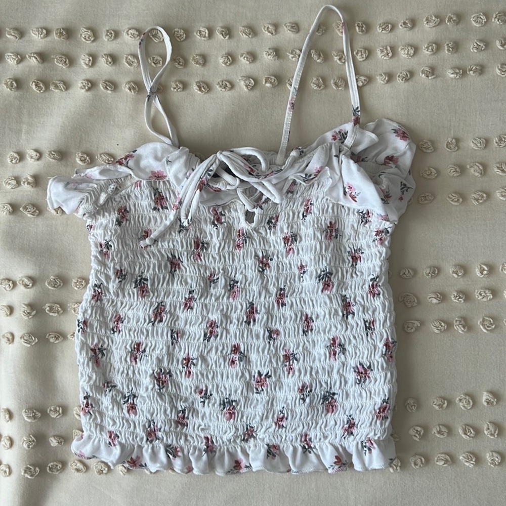 american eagle ruffled top